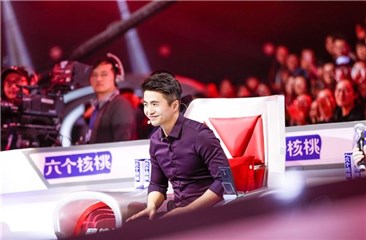 出完题的Dr.魏邪魅一笑