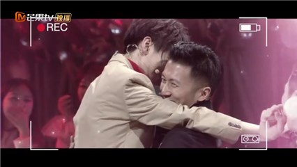 《我们的乐队》王俊凯壁咚谢霆锋 萧敬腾用元気森林气泡水爆灯