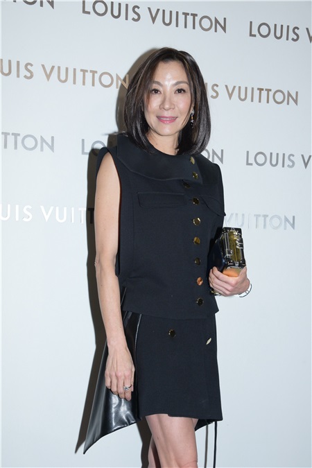 杨紫琼、乐基儿、文咏珊和任达华琦琦夫妻出席时装活动