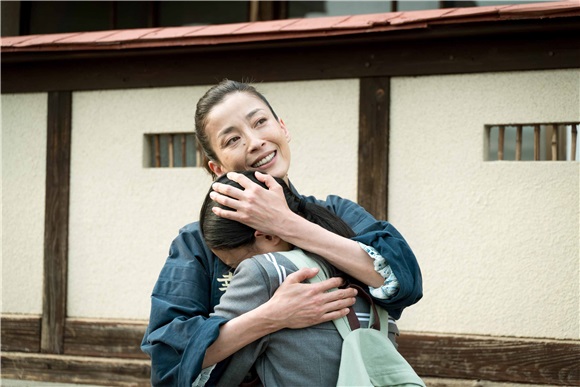 宫泽理惠与杉咲花饰演母女 《幸福汤屋》感动人心