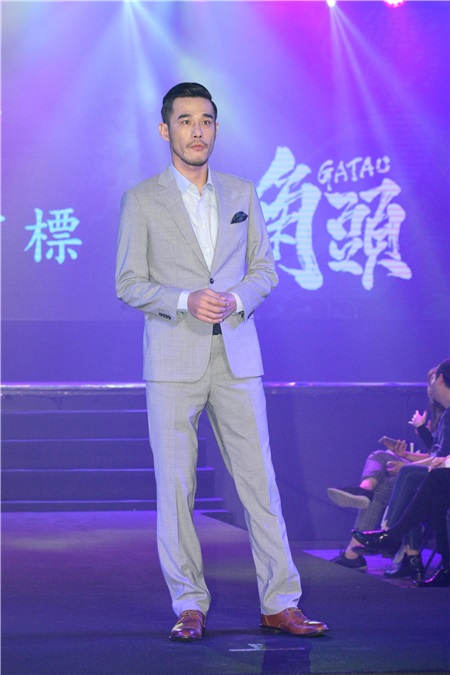 导演颜正国与18位演员首曝光《角头2》电影演员发布会