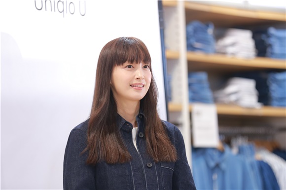李奈映出席某品牌活动