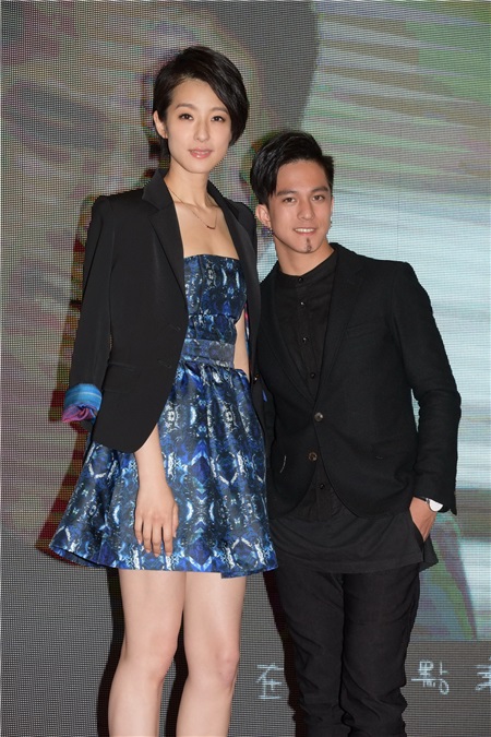 周杰伦、赖雅妍、黄远出席电影《一万公里的约定》首映礼