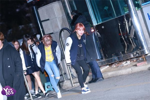 〈Yes 首尔现场〉NCT-U、gugudan出席《音乐银行》上班路