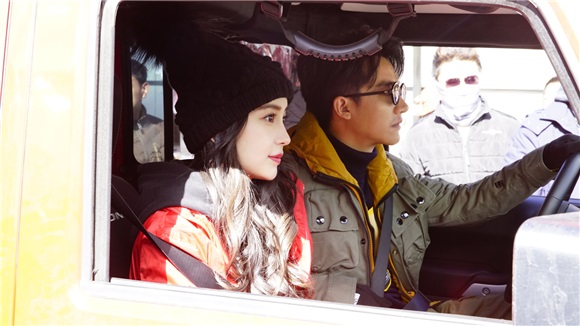 Angelababy《创业时代》戏份杀青 赴4100米高地潜心钻研