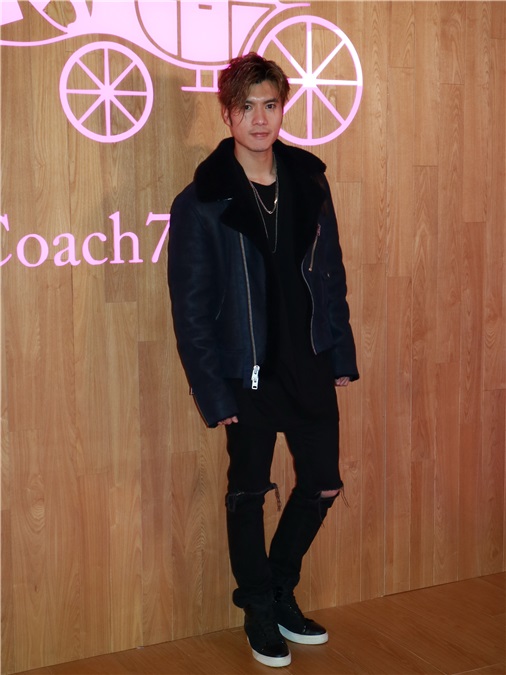 郑秀文、张智霖等出席「COACH 75周年限定店开幕礼」
