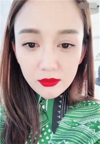 陈乔恩抛偶像包袱抿出爱心唇 蒋欣调侃像鼹鼠粉丝还神补刀