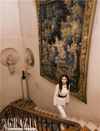 Angelababy《红秀GRAZIA》解锁新封 回望过去盼暖春来