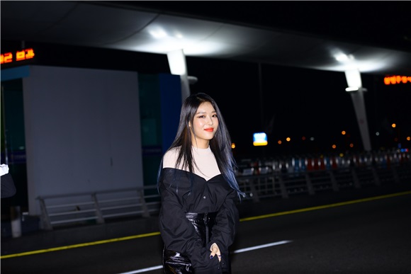Wondergirls现身仁川国际机场