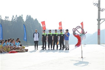黄渤请来国家级的裁判员