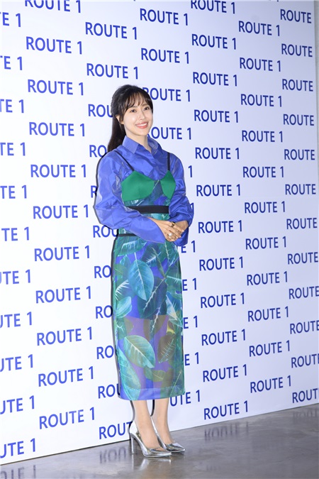 陈泰贤、朴诗恩夫妇、崔允英、玄英、吉健等出席某品牌活动