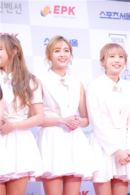 宇宙少女、EXO、I.O.I、Twice等出席第26届首尔歌谣大赏