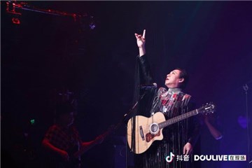 DOULive沙发音乐会“自由声长”专场来袭，潘玮柏将开启抖音直播首秀！