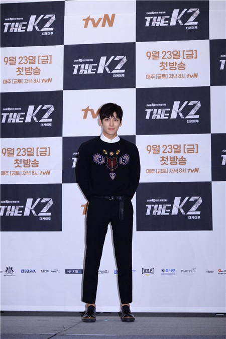 新剧《THE K2》举行制作发布会 允儿、池昌旭等亮相出席