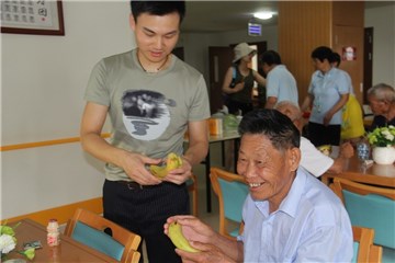 张寰宇：公益之路没有终点 进行到底