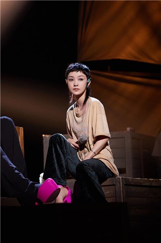 郭采洁《乘风破浪》成团 自制视频感恩相遇
