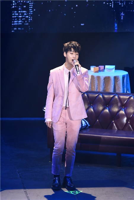 韩团VIXX队长N举办粉丝见面会