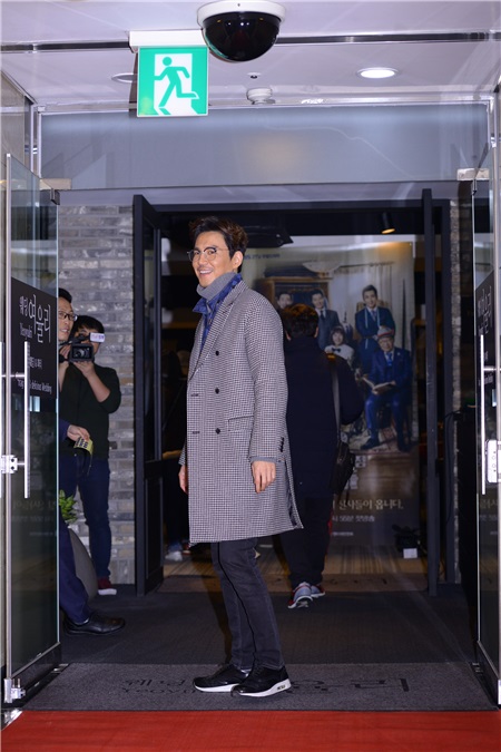 〈Yes 首尔现场〉《月桂树西装店的绅士们》终放宴  李东健、李世英等出席