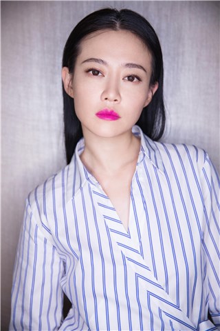 谭卓《我不是药神》路演 展现“东北全智贤”多种打开方式