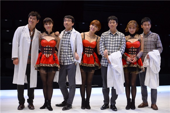 〈Yes 首尔现场〉《人类》试演会 高明焕、安佑真、朴广贤、金娜美、史蒂芬妮等出席