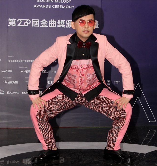 28届金曲主持人黄子佼