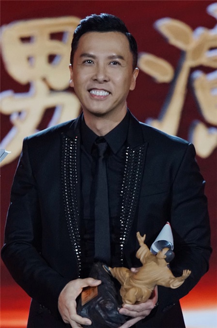 甄子丹功夫电影周获终身成就演员奖 简言敏行称将继续努力