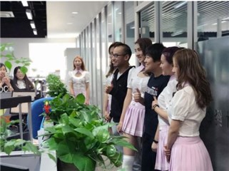 图片说明