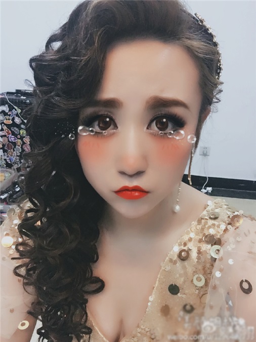 马丽玩转二次元表情包 这样的喜剧女王有点萌