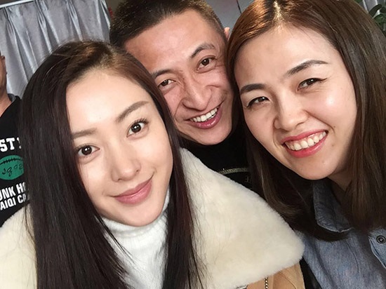 张天爱吃货属性大爆发 当众飙泪全因家里有个他