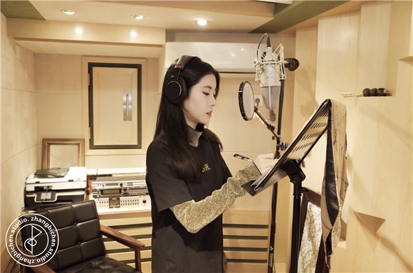 张碧晨献声新剧《烈火如歌》 人物主题曲《听雪》将上线
