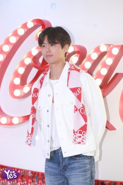 朴宝剑出席冬季奥运宣传活动 帅气亮相温暖寒冬