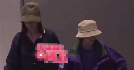 白百何张子枫戴同款渔夫帽？二人配合走戏超搭调