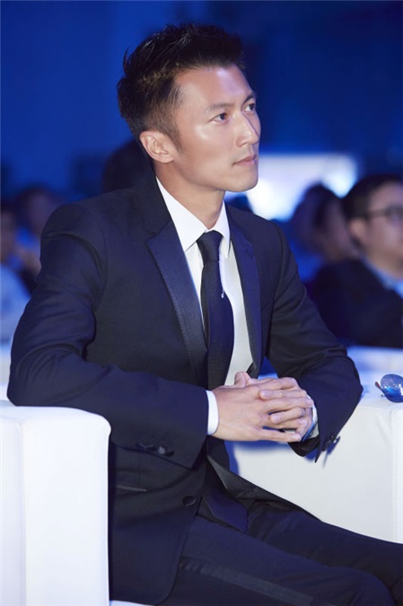 谢霆锋晋升VR技术领军人 商业才能备受赞叹