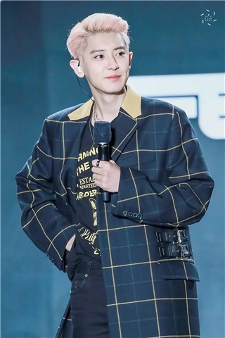 EXO灿烈 道歉才过2天！韩媒爆“入伍日期”粉崩溃：太快了