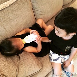 home键被玩坏！孙俪吐槽儿女对痣的执着