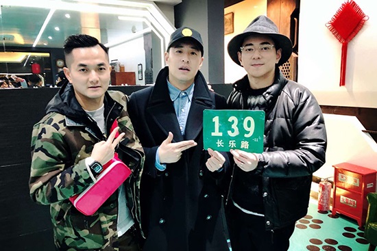 潘玮柏李晨「知足长乐」年会 潮牌创业八年不忘初心