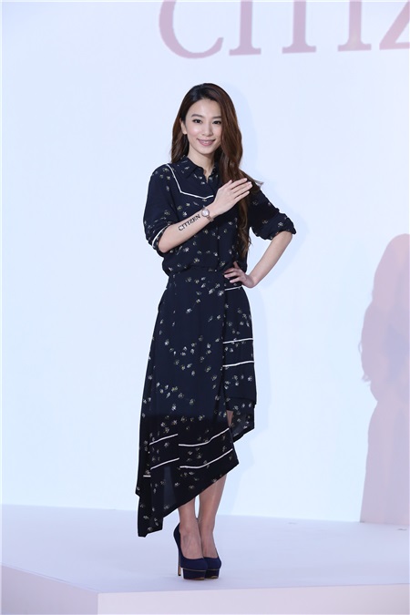 〈Yes 台北现场〉田馥甄甜美亮相发布会 清新气质十足女神范儿