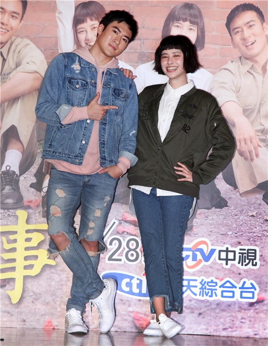 沉建宏、刘宇珊、金凯德、陈志强出席《这些年那些事》试映会