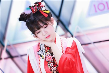 赖美云首演舞台