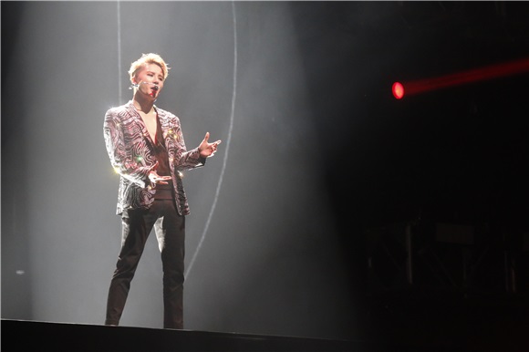 韩国男团JYJ成员金俊秀举行《XIA 5th Asia Tour Concert