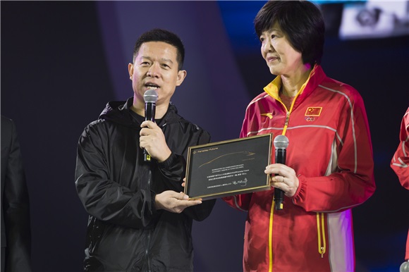 标题一:乐视视频919乐迷狂欢夜 明星奥运健儿同框high翻天