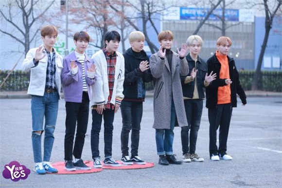 〈Yes 首尔现场〉宇宙少女、NCTDREAM等亮相《音乐银行》彩排 
