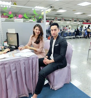 (赖弘国去年曾结婚又闪电离婚)