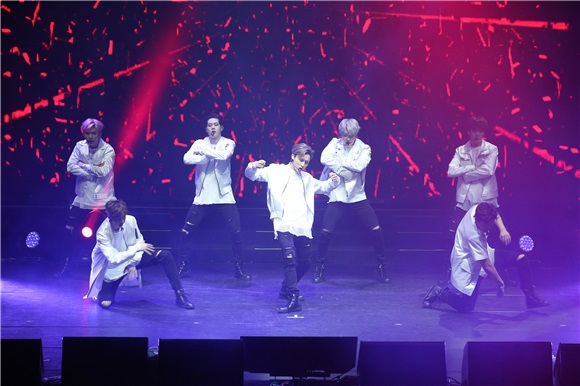 韩团MONSTA X 粉丝见面会