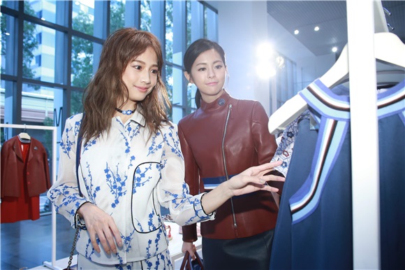 任容萱、简嫚书出席《longchamp2017春夏新品》监赏会