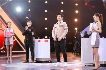 杨易为对手森海渡鼓掌