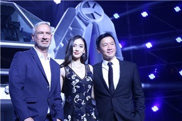 〈Yes 北京现场〉《独立日2》 Angelababy饰强悍飞官抗外星人