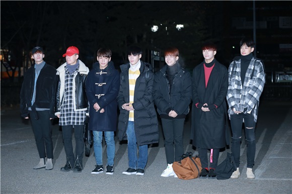 男团Seventeen、 ASTRO、 B1A4等前往KBS电视台参加《音乐银行》彩排