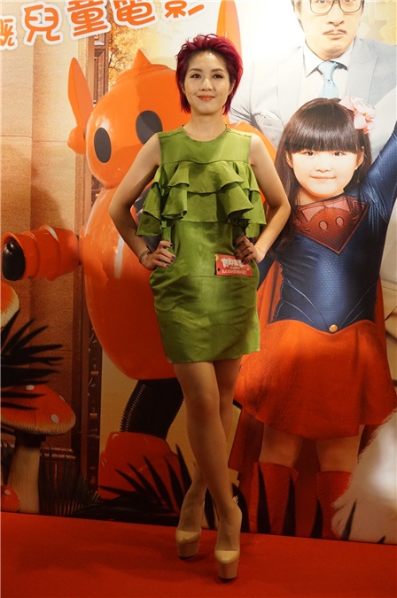 电影《宝贝当家》首映礼 杨千嬅、吴镇宇出席