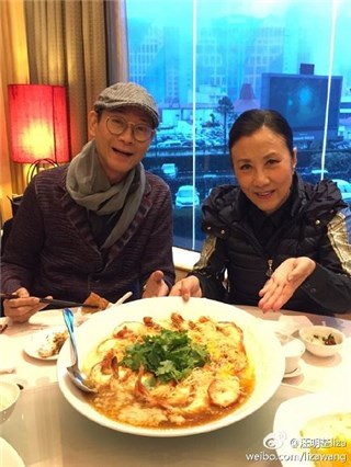 (郑少秋与汪明荃明天在马来西亚开唱 图/翻摄自汪明荃微博)